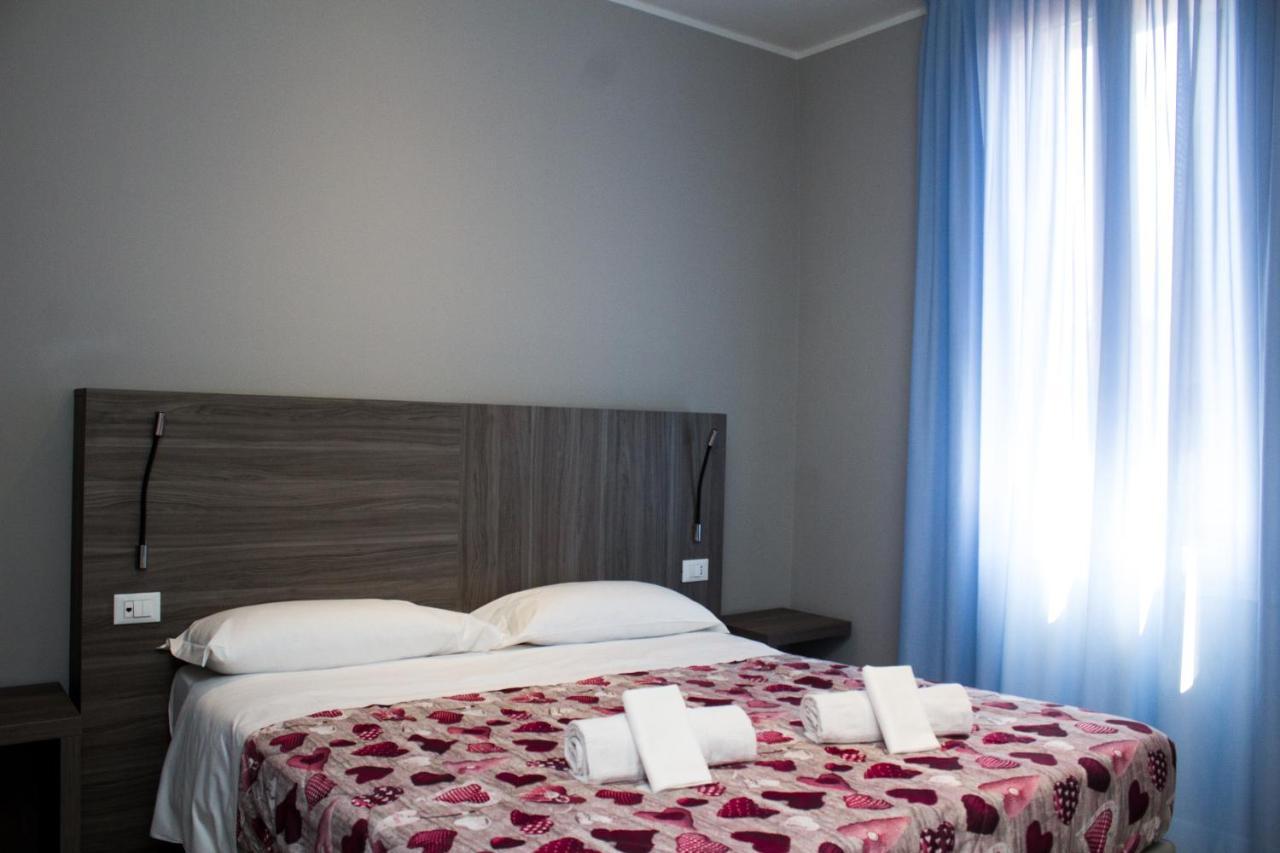 Hotel Sant'Orsola City House Collection By Gsa Hotels Bologna Esterno foto